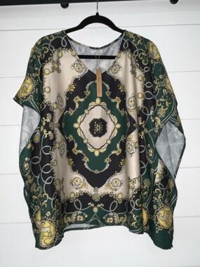 Silky Green & Cream Paisley Print Women's Top